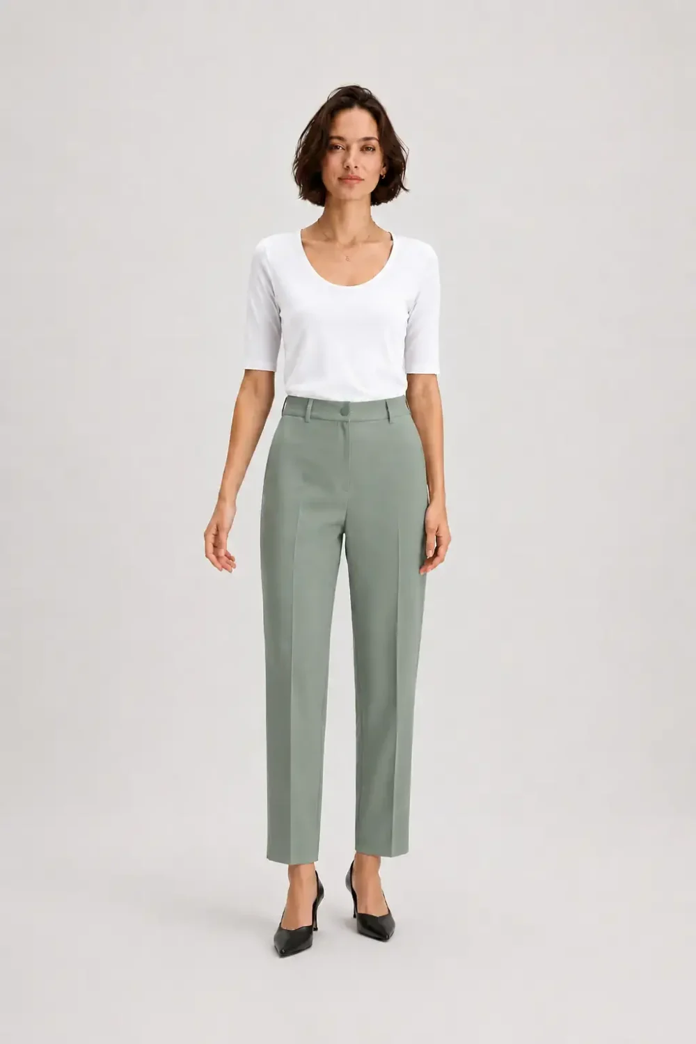 Slim Stretch Scoop Top white (2)